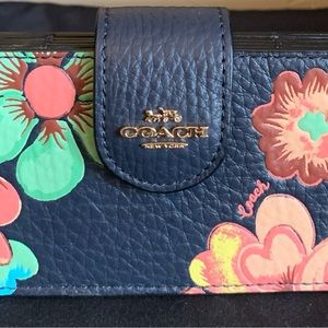 Coach Dreamy Land Floral Print Accordion Card Case